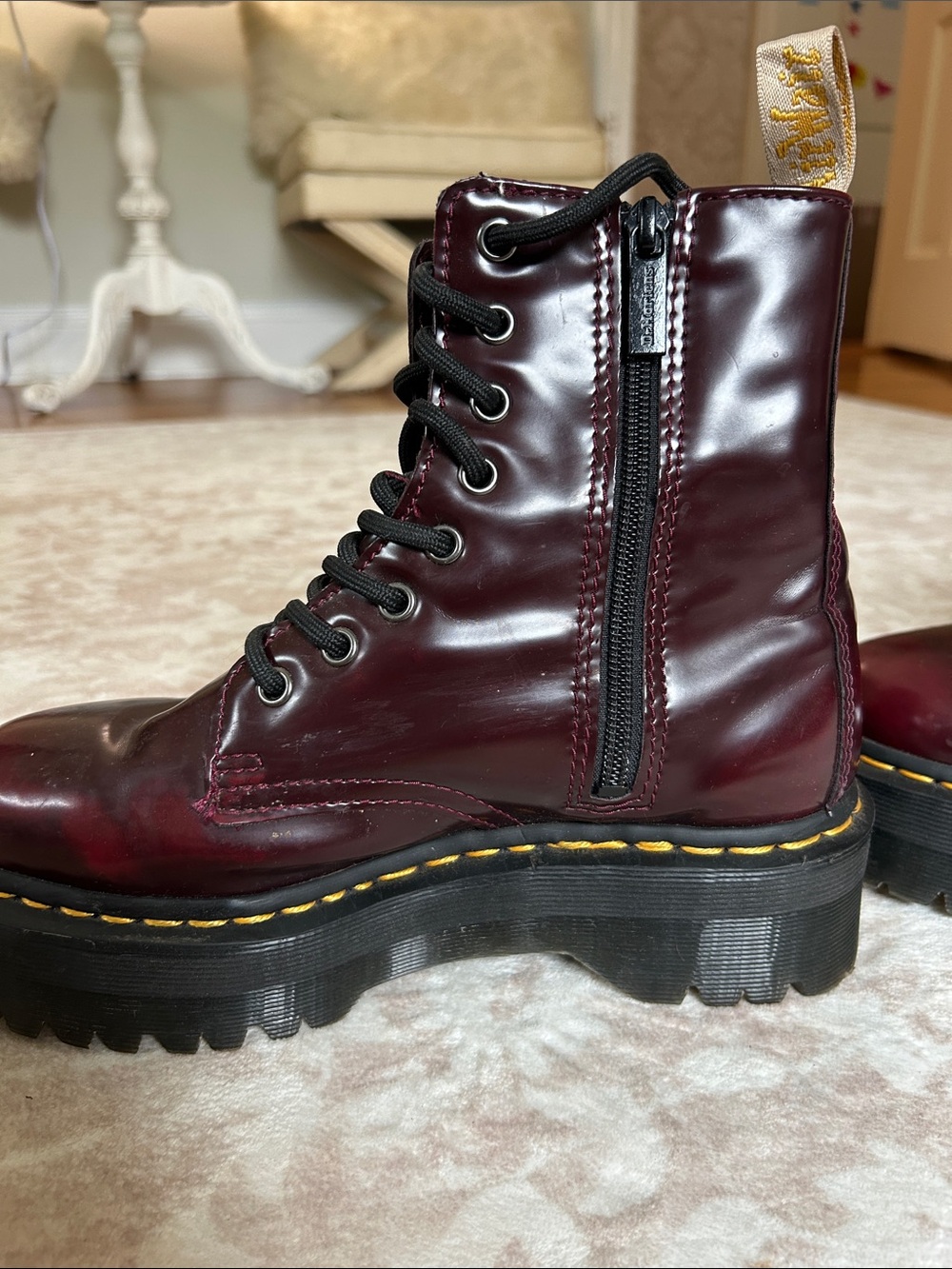 🔥 STUNNING DR. MARTENS VEGAN JADON II PLATFORM BOOTS 🔥 - Picture 2 of 10